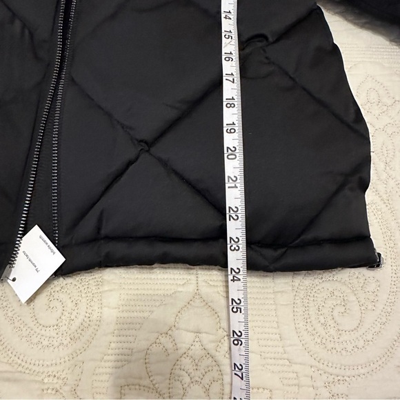 NWT Calvin Klein Hooded Satin Puffer Jacket, size L - Picture 15 of 15